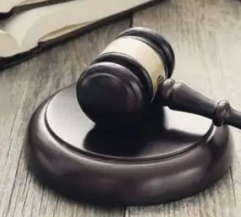 Webinar: Trámites legales: Estudiar en España Webinar: Trámites legales: Estudiar en España